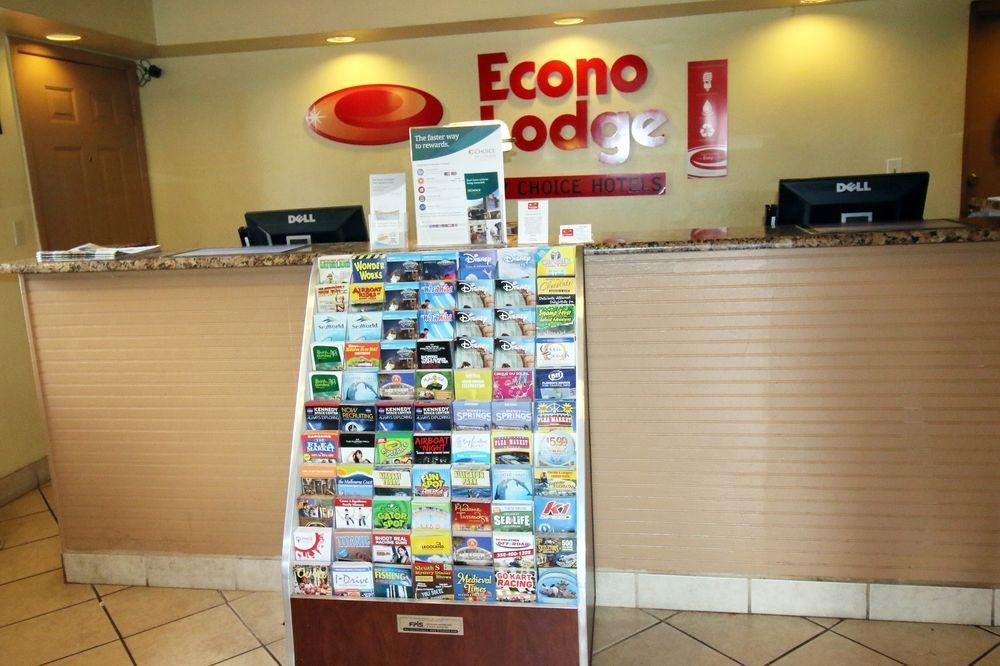 Econo Lodge Inn & Suites Maingate Central Kissimmee Εξωτερικό φωτογραφία