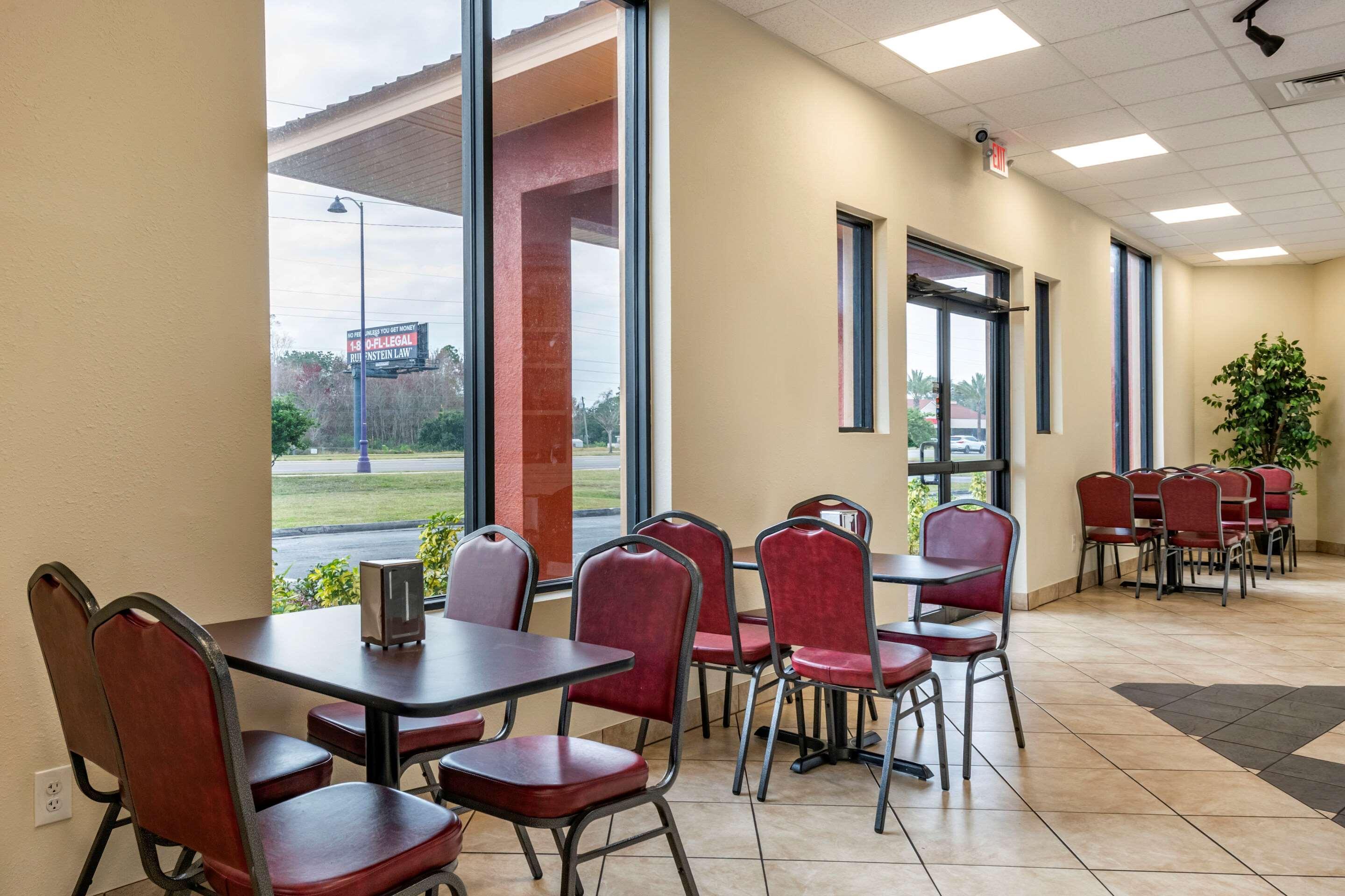 Econo Lodge Inn & Suites Maingate Central Kissimmee Εξωτερικό φωτογραφία